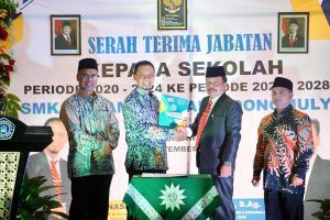 SMK MUHAMMADIYAH 6 DONOMULYO ADAKAN SERTIJAB KEPALA SEKOLAH DENGAN HIKMAT