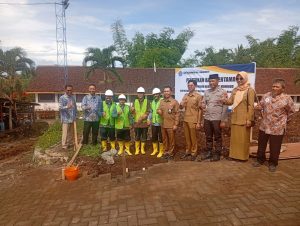Peringatan Milad Muhammadiyah  ke 113 Sekaligus Peletakan Batu Pertama Gedung Baru SMK MUHENDO
