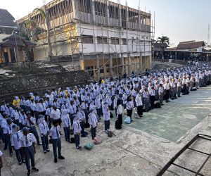 MPLS SMK MUHENDO 2026 Resmi Dibuka: Menanamkan Disiplin, Akhlak Mulia, dan Budaya Positif bagi 369 Murid Baru